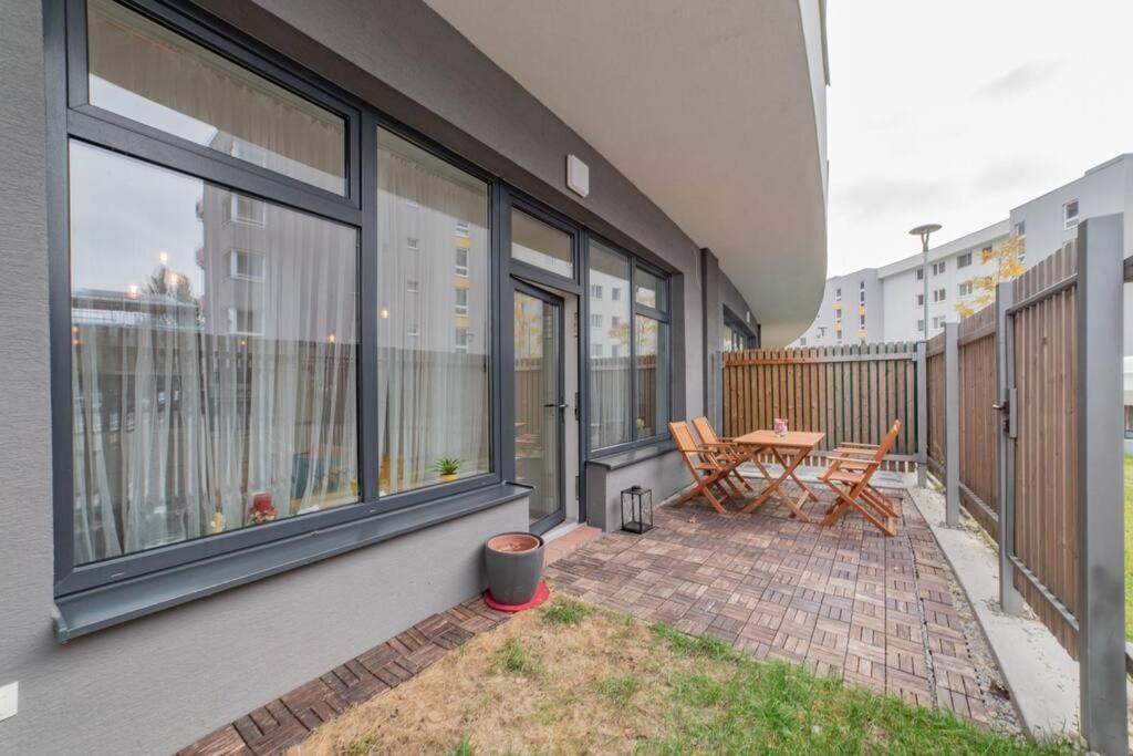 Apartman New, Sunny, Terrace, Grill, Parking!